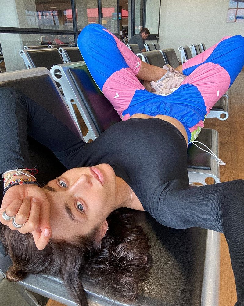 Alina Astrovskaya in bikini