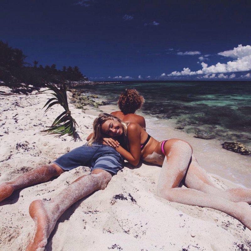 Alexis Ren and Jay Alvarez