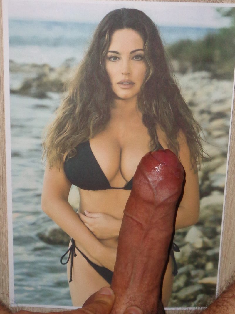 Handjob in the photo Kelly Brooke