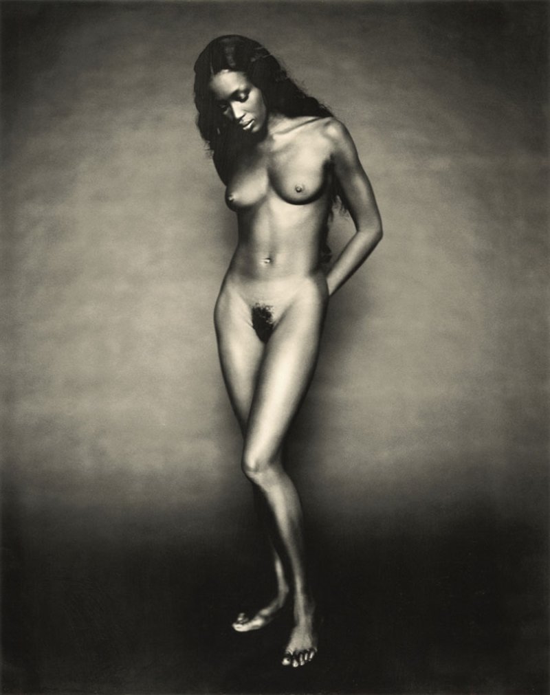 Naomi Campbell photo nude