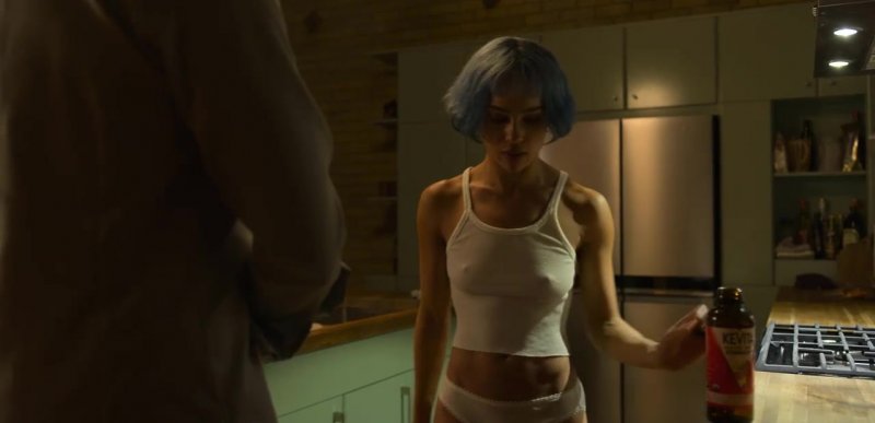 Zoe Kravitz Erotic scenes