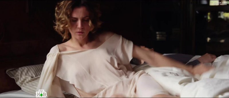 Rachel Macadams in underwear