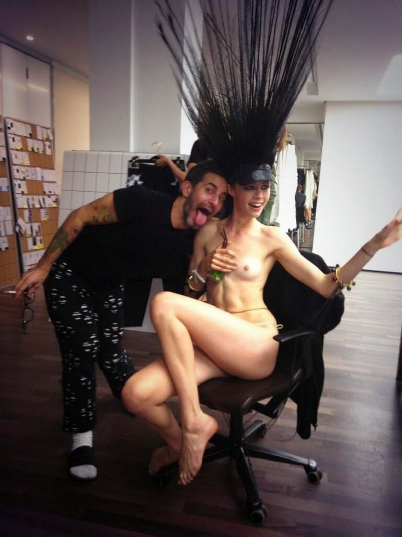 Nude Models on the Backstage