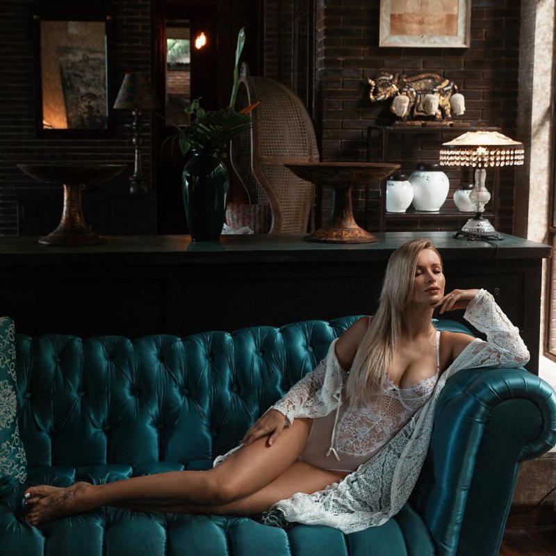 Model Ekaterina Enokaeva Feet