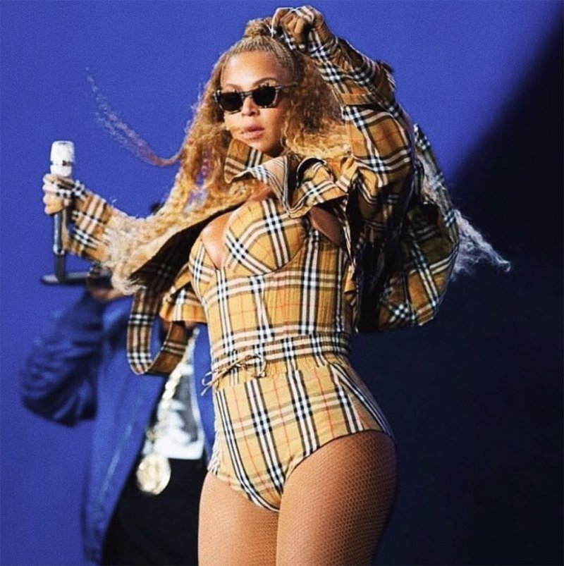 Beyoncé Legion in 2000