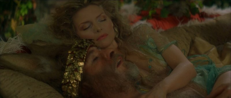 Michelle Pfeiffer bed scenes