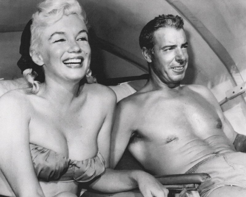 Marilyn Monroe in his youth in a swimsuit