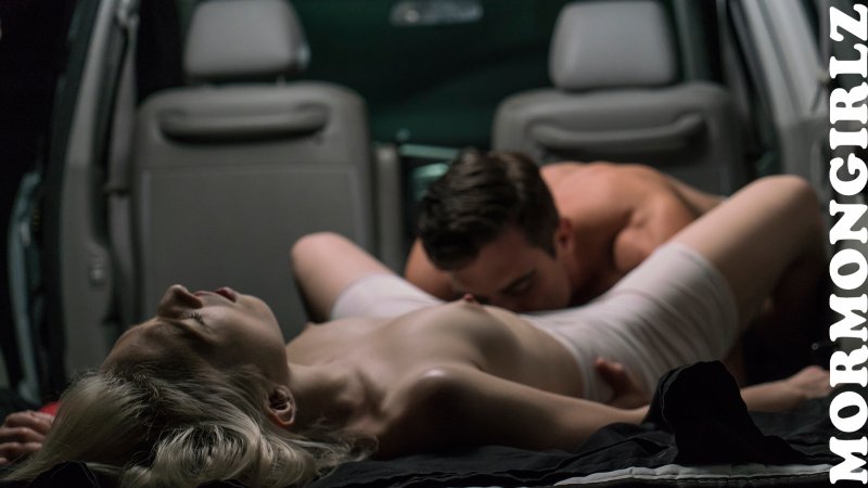 Cunnilingus in the car