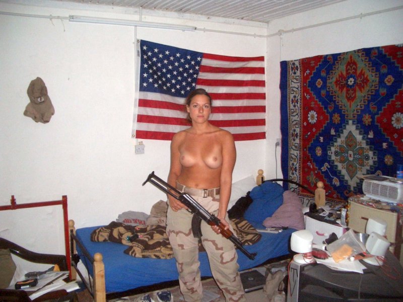 Naked girls in the US Army