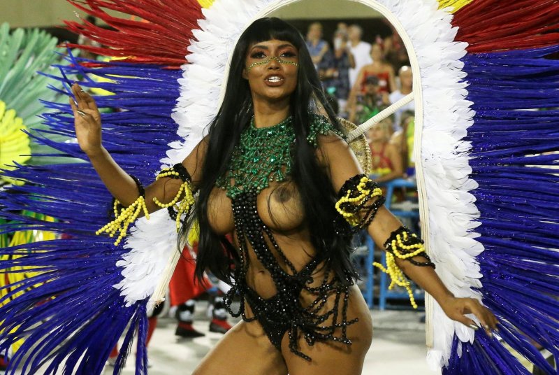 Andrea Martins Brazili Carnival