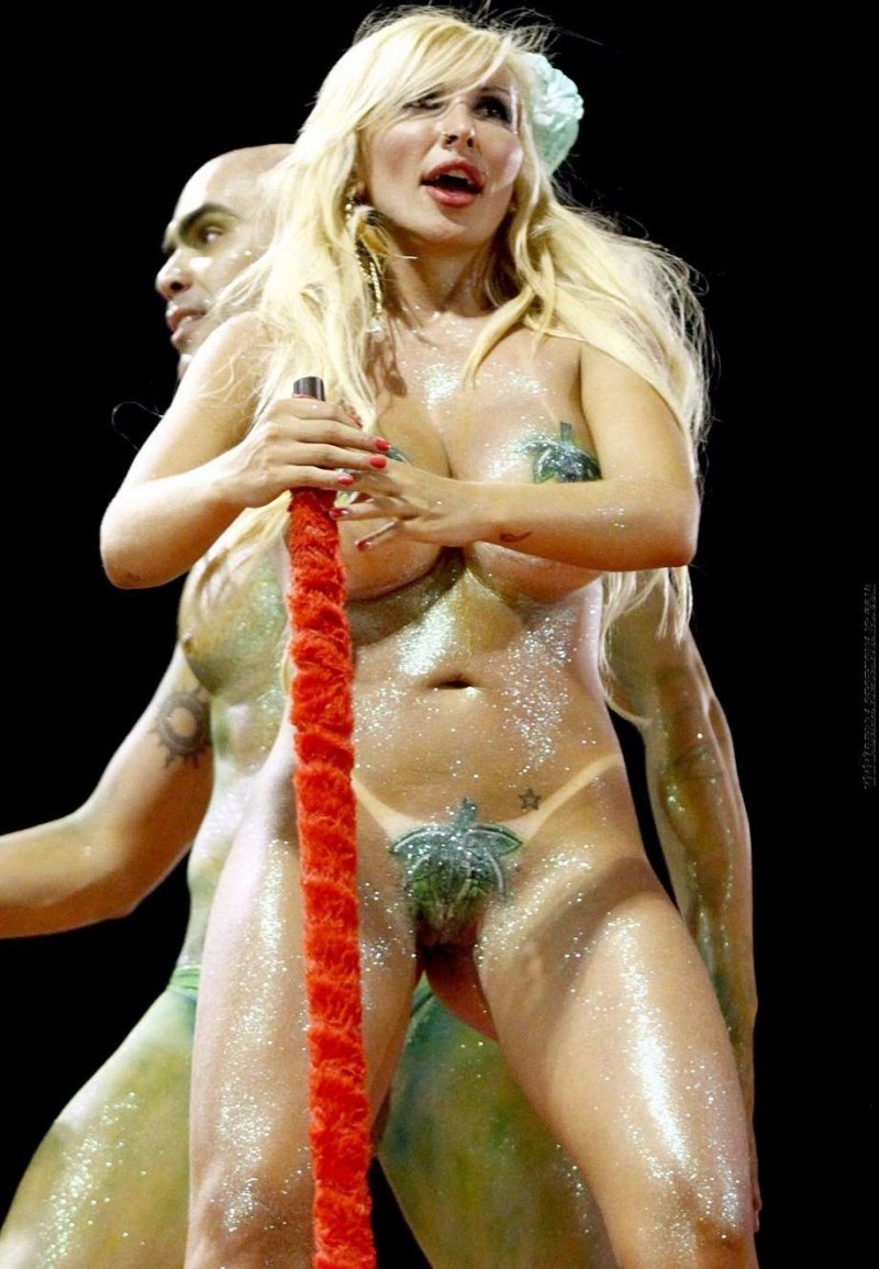 Lit pussy at the carnival in Rio