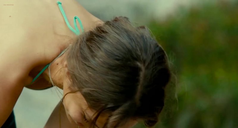 Alice Isaaz Lola Le Lann Nude