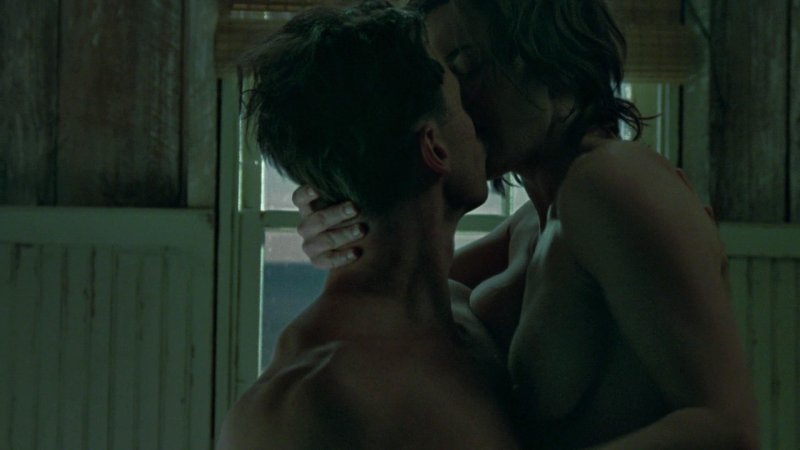 Naked Winslet in the film Iris