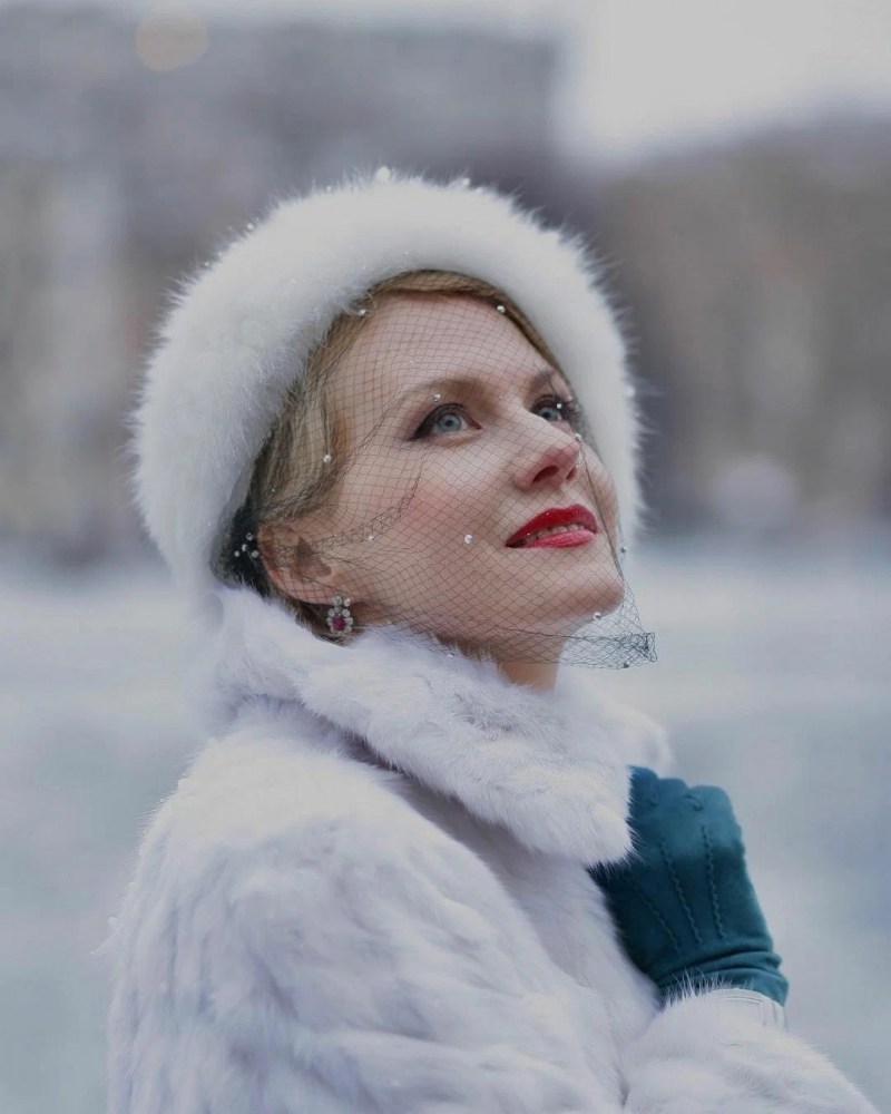 Renata Litvinova in the overalls of Balenciag in Paris