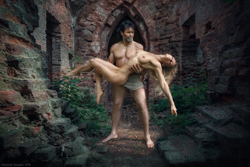 Girls naked in the village