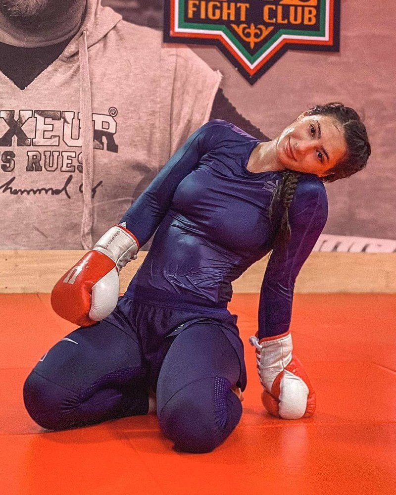 Lika Star Vixen XXX Model