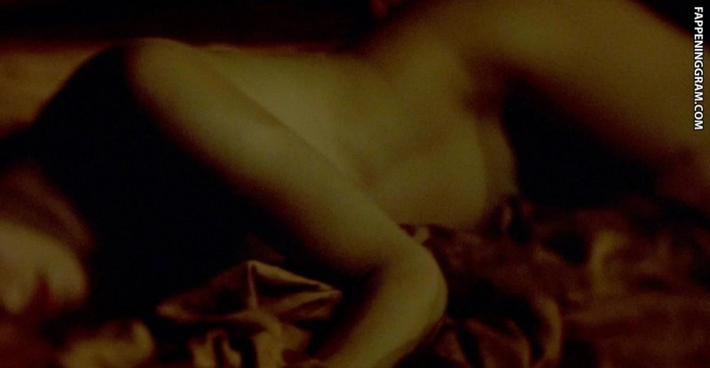 Meg Ryan Erotic scenes