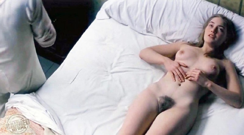 Kate Winslet Naked in films