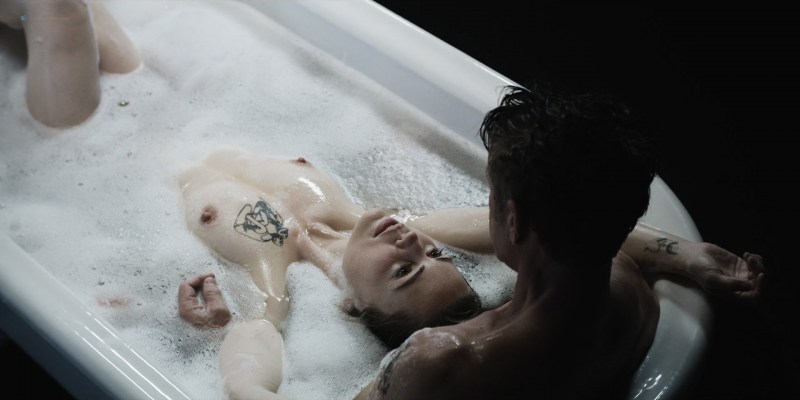 Melissa George Erotic scenes