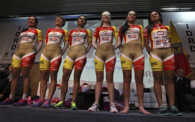 Costumes of Colombian bike lines