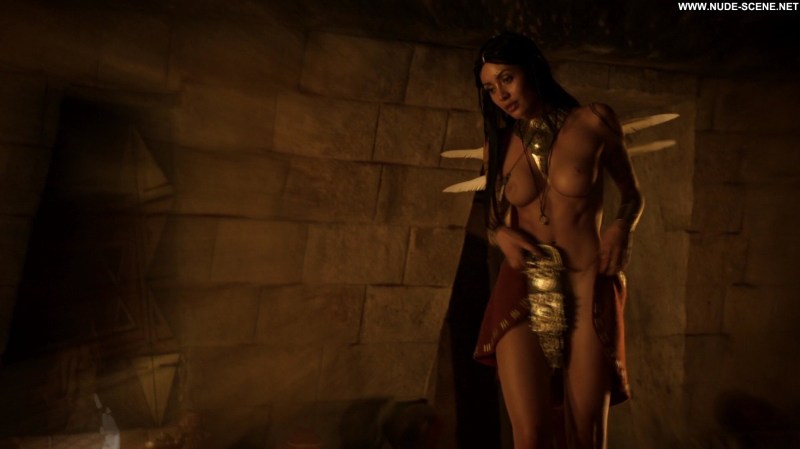 Carolina Hoierra without panties