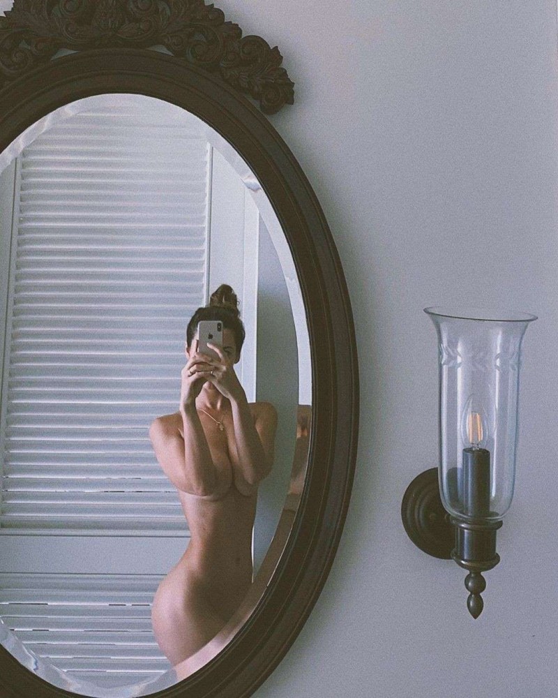 Valeria Ratnikova Nude