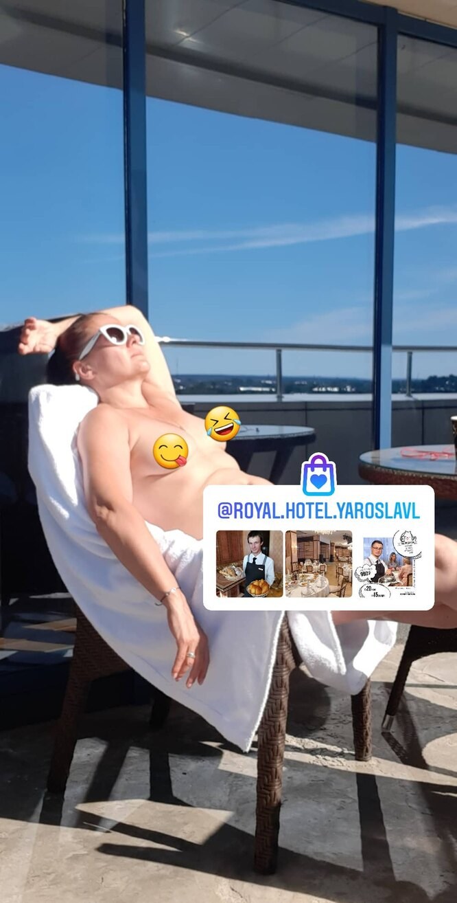 Mature naked boobs-spindles