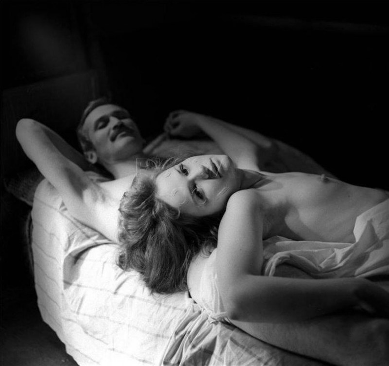 Actress Nina Dobrev naked