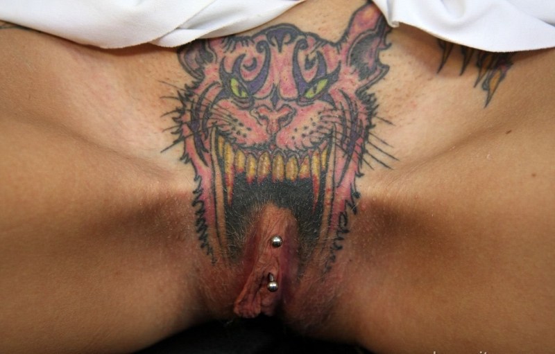 Intimate tattoos on the anus