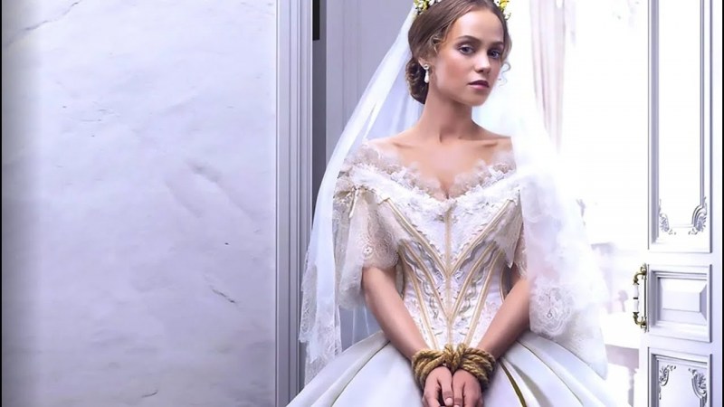 Completely naked Julia Kovalchuk