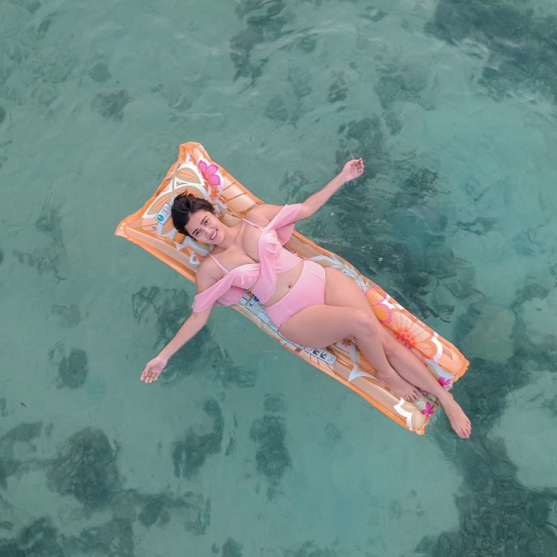 Amalia Davis Masturbation