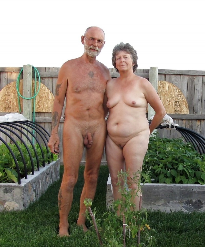 Mature nudists with men