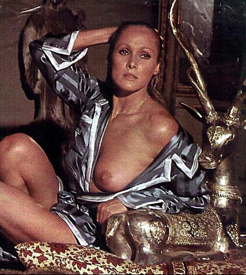 Ursula Andress naked doctor know