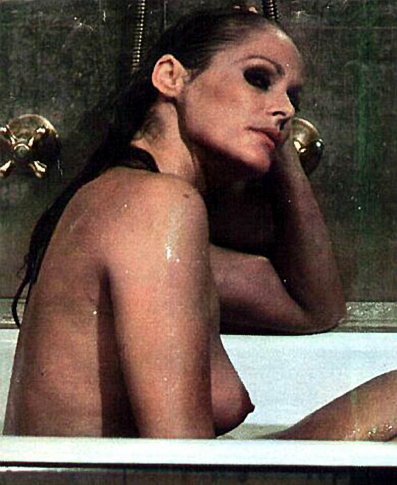 Ursula Andress Topless