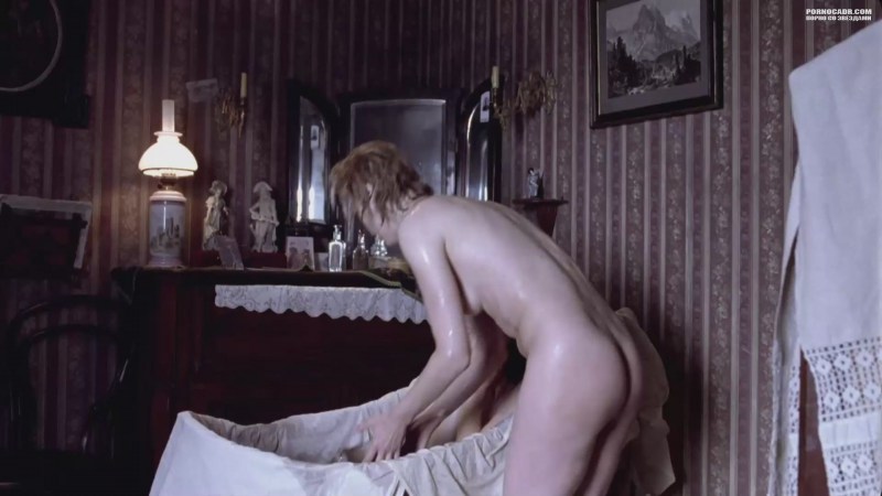Ingeborg Dapkunaite Naked in the film