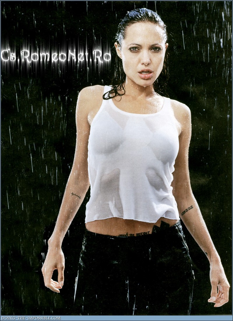 Angelina Jolie without Titek