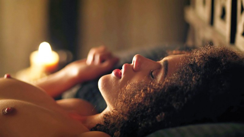 Natalie Emmanuel Tits