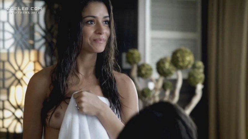 ZEK McGone naked in shameless