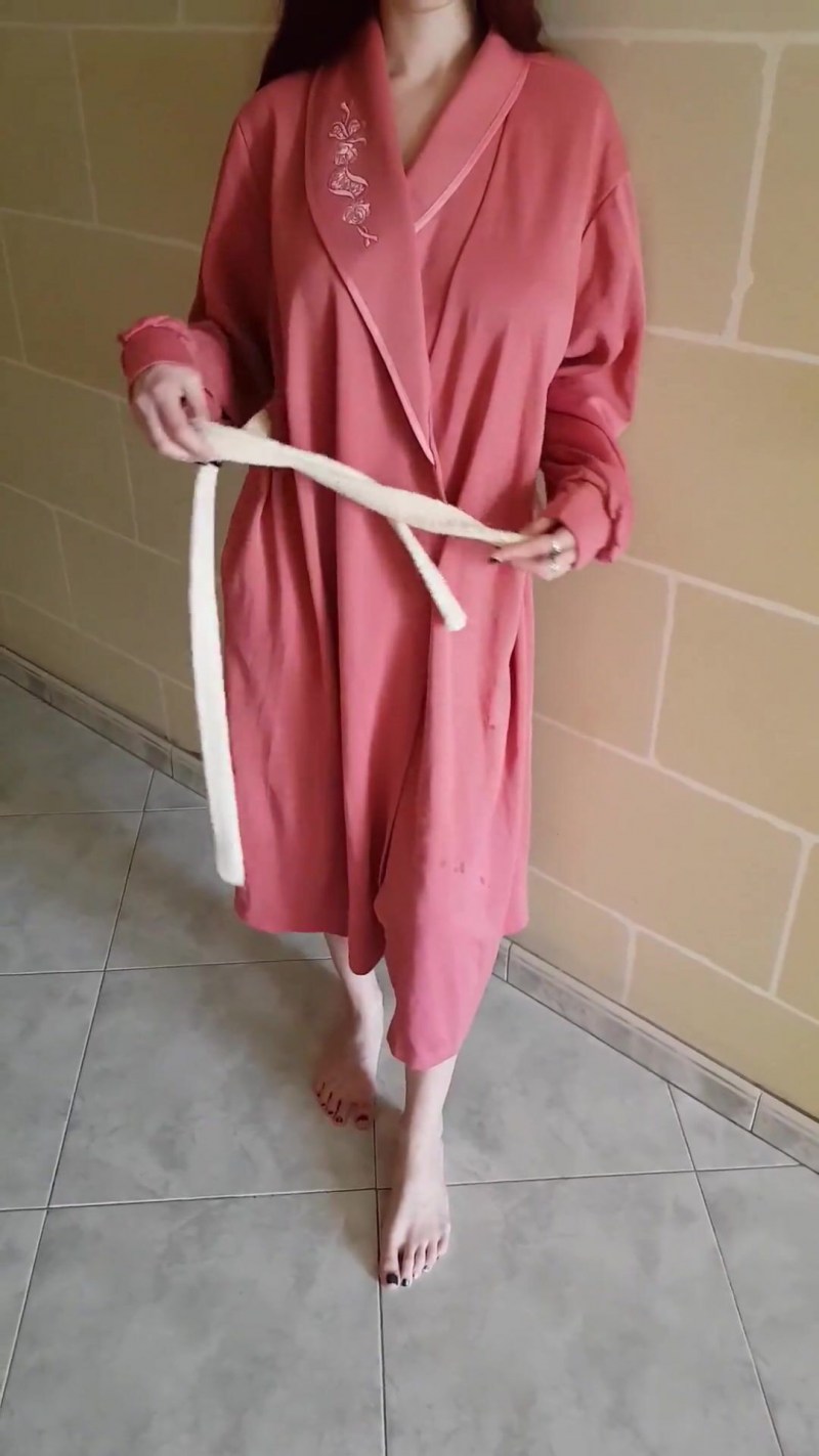 British matyurs undress