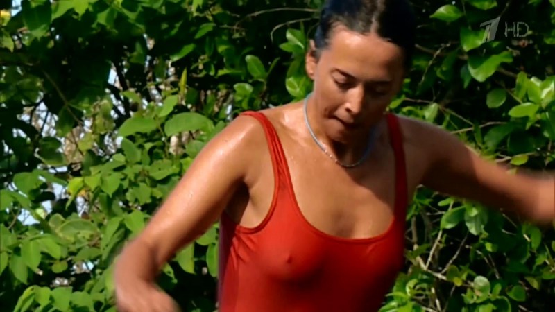 Zhanna Friske in the pool