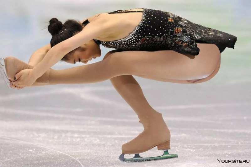 Ekaterina Bobrova skater embarrass