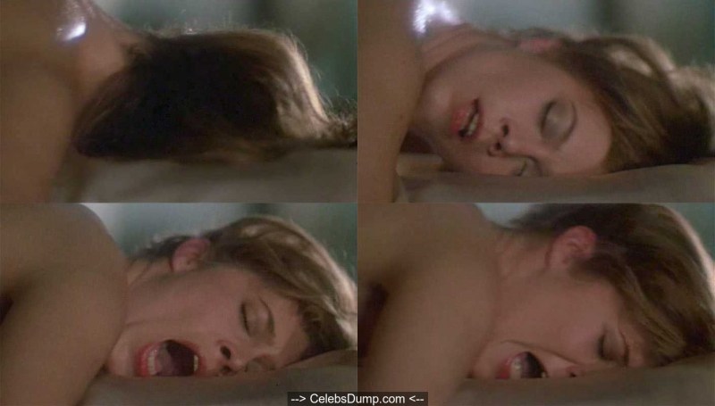Kathleen Turner Erotic scenes