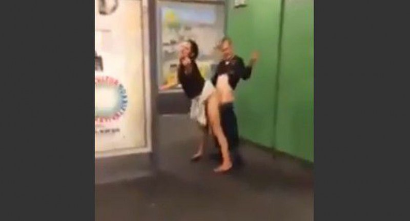 Squire buses of girls