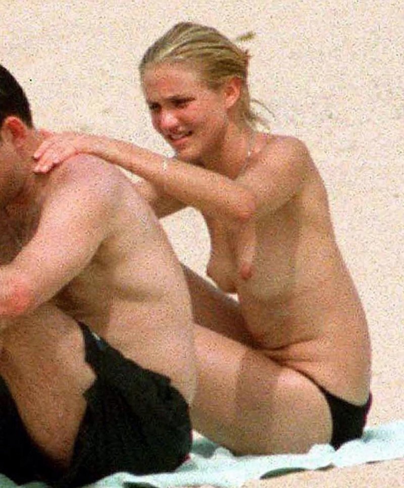 Naked Cameron Diaz in films