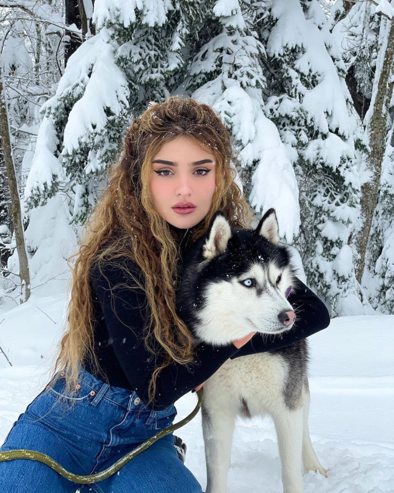 Photo by Dina Saeva 2022