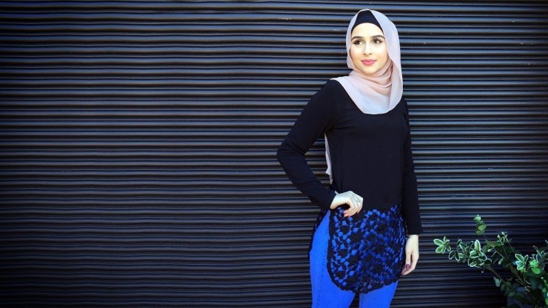 Dina Isaeva with Doberman