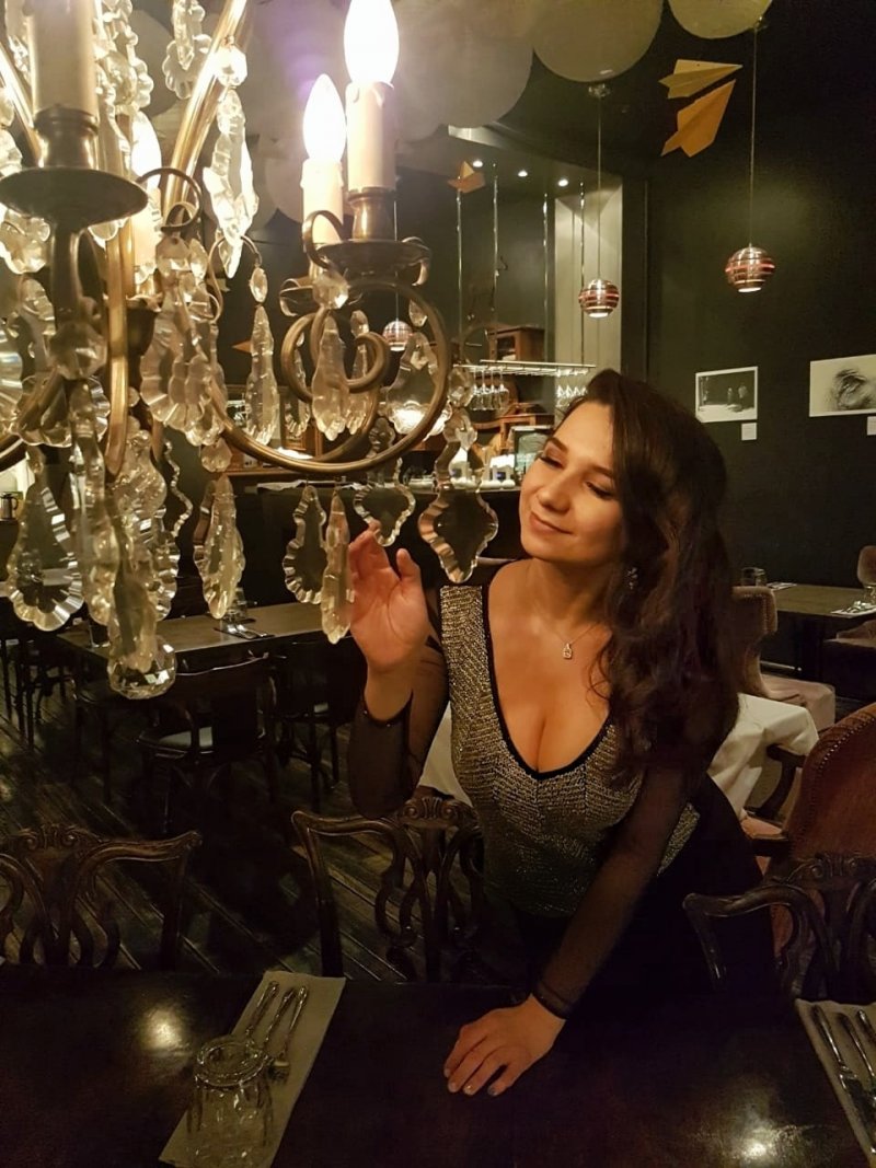 Medina Abdullaeva TV presenter