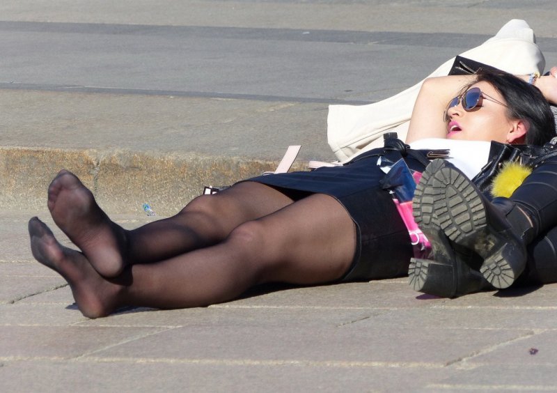 Legs on Candid Pantyhose street