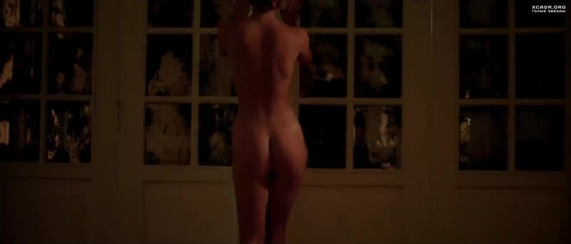 Julianna Karaulova naked priest