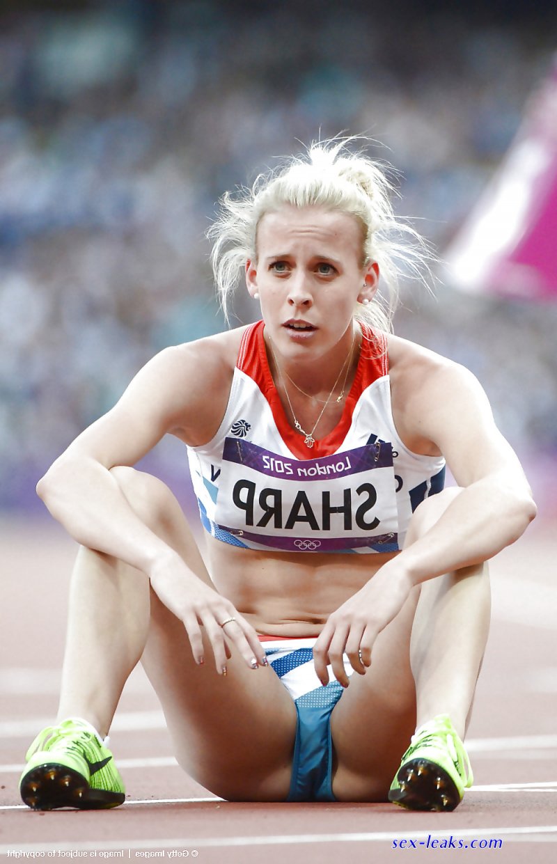 Rachel Kummon muscle nude